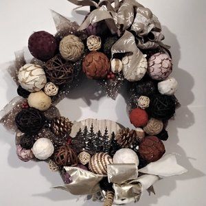 Woodland Dream, 14" Wreath. Made from mixed martials